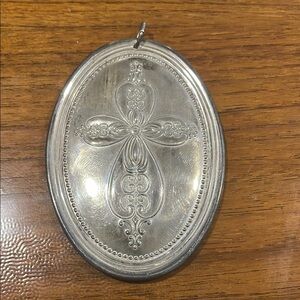 1972 Towle 925 Silver Oval Christmas Ornament